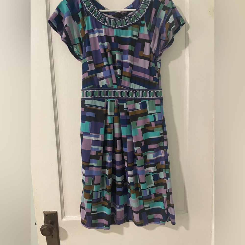 BCBG Geometric Dress Purple with Pockets!